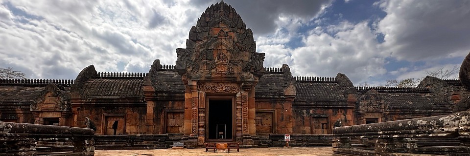 แท็กซี่ไปบุรีรัมย์ Taxi to Buriram แท็กซี่กรุงเทพฯไปบุรีรัมย์ เหมารถตู้ไปบุรีรัมย์ ศูนย์แท็กซี่บุรีรัมย์โทร.0966209593 เรียกแท็กซี่บุรีรัมย์ แท็กซี่พัทยาไปบุรีรัมย์ แท็กซี่บุรีรัมย์ไปต่างจังหวัด เหมารถท่องเที่ยวในบุรีรัมย์ Taxi Buriram to airport 