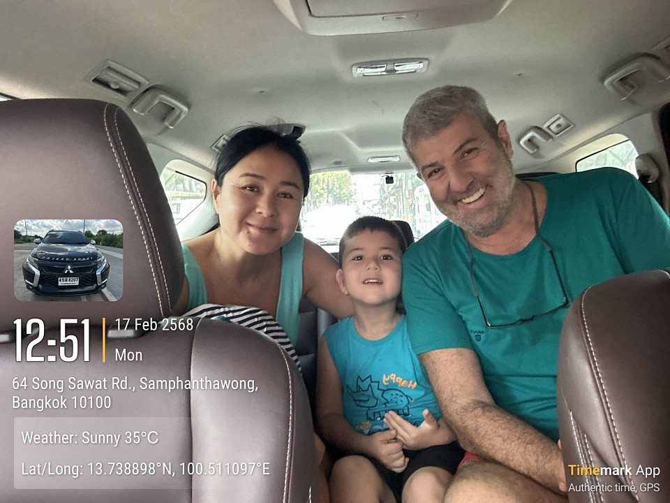 รับลูกค้าพัทยาไปสนามบิน/Transfer Pattaya to Airport